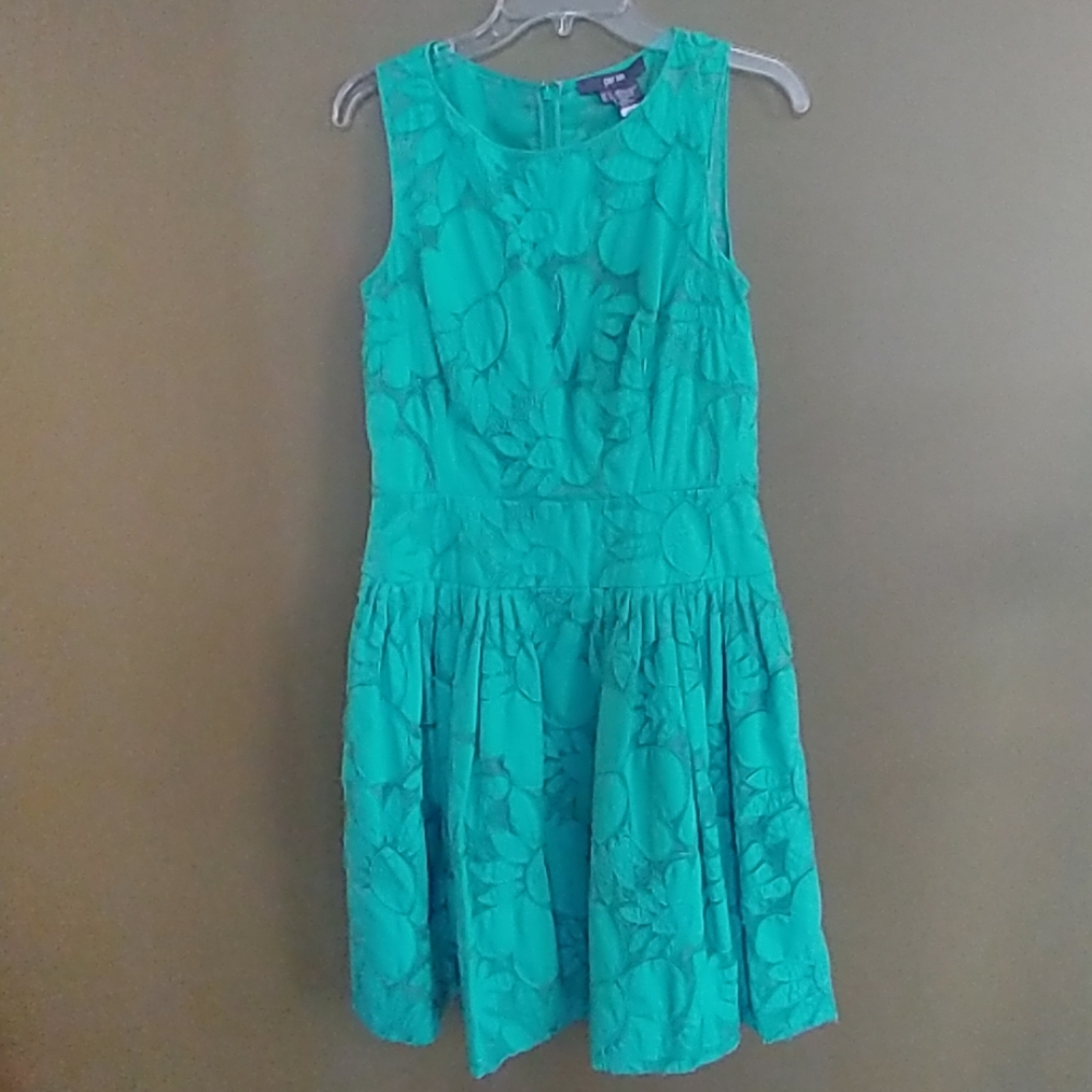 Per se sleeveless dress, size 4.